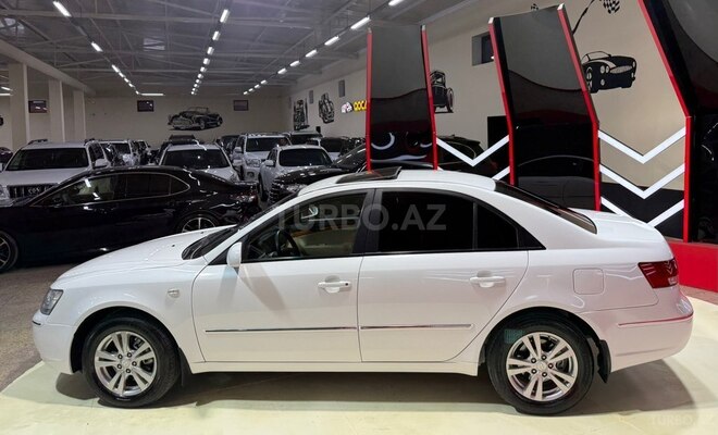 Hyundai Sonata-5