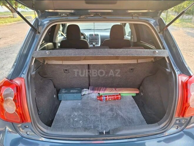 Toyota Auris-7