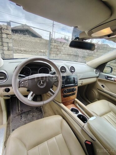 Mercedes ML 350 4MATIC-3