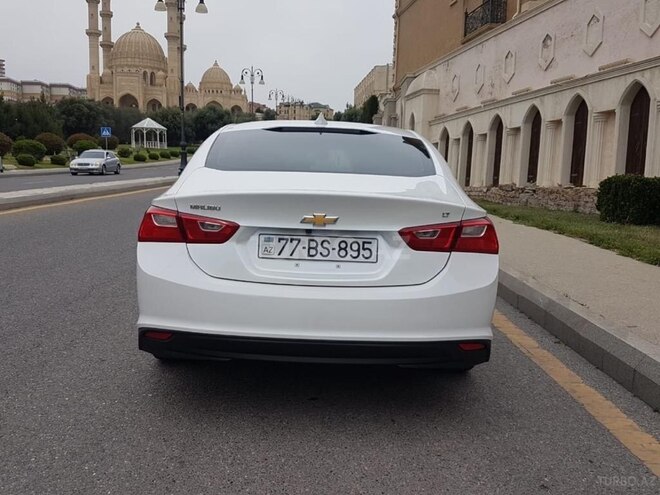 Chevrolet Malibu-2