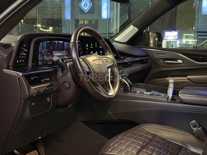 Cadillac Escalade-V-10