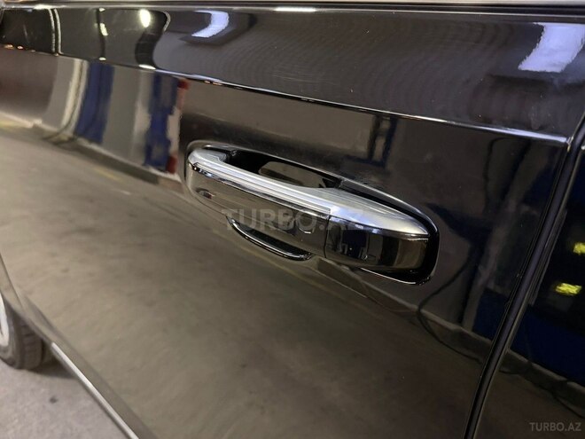Cadillac Escalade-V-6