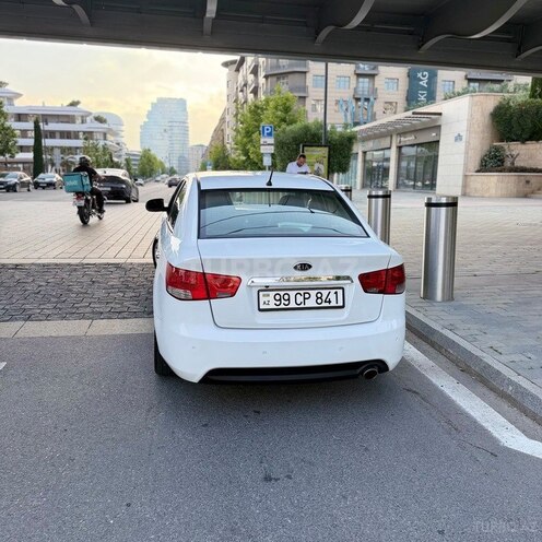Kia Cerato-3
