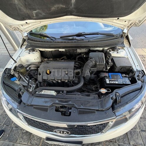 Kia Cerato-12