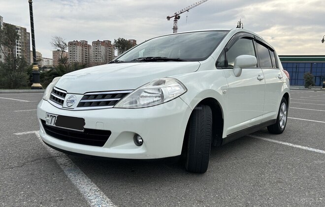 Nissan Tiida-8