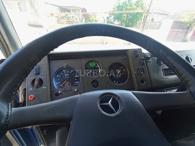 Mercedes Atego 814-12