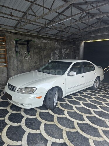 Nissan Maxima-4