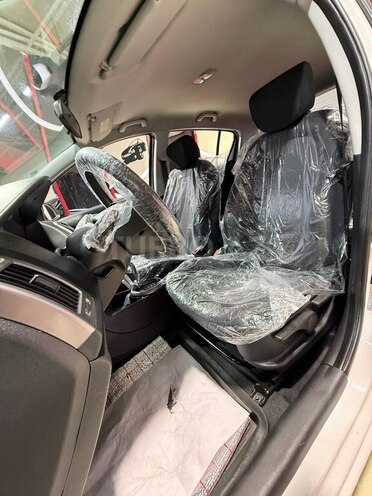 Hyundai i20-12