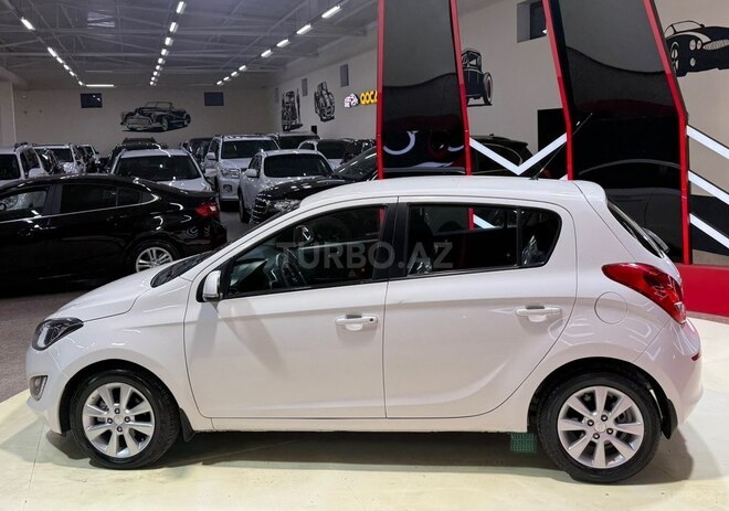 Hyundai i20-6