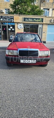 Mercedes 190-1