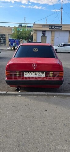 Mercedes 190-7