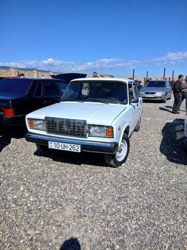 LADA (VAZ) 2107-8