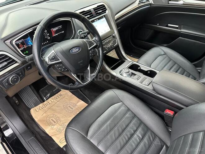Ford Fusion (North America)-20