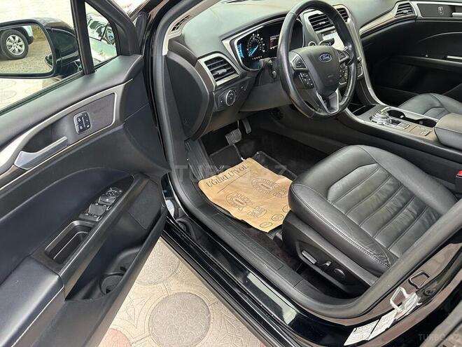 Ford Fusion (North America)-19