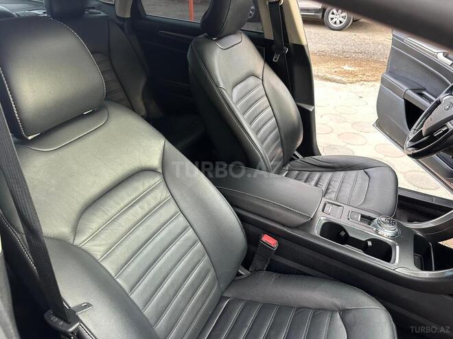 Ford Fusion (North America)-26
