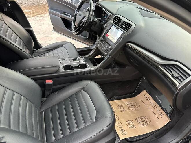 Ford Fusion (North America)-28