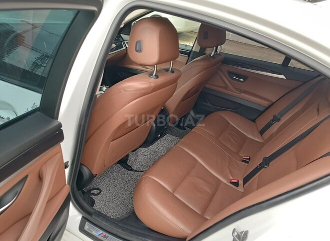 BMW 520d-10