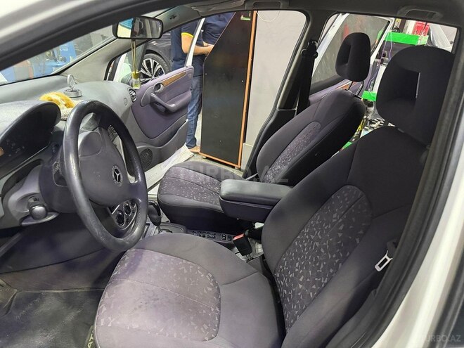 Mercedes A 160-15