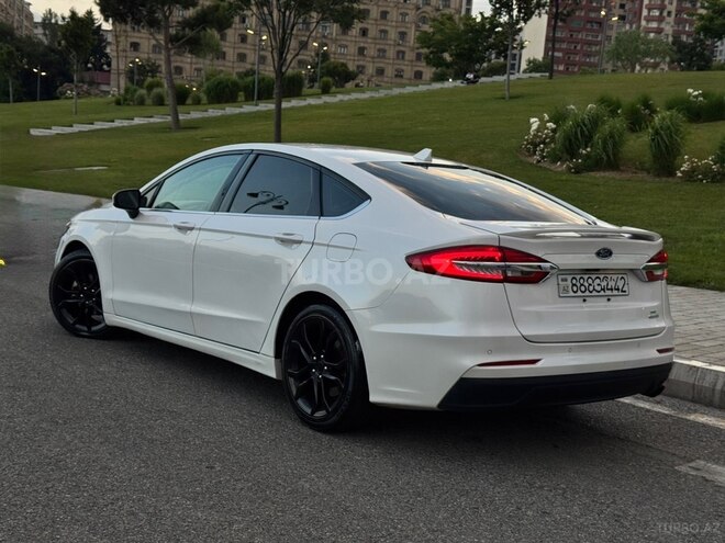 Ford Fusion (North America)-8
