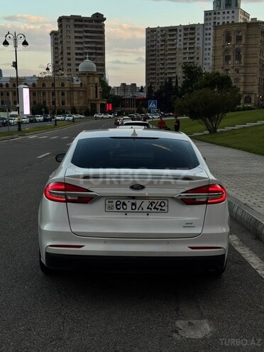 Ford Fusion (North America)-9