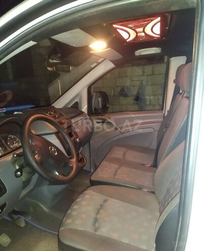 Mercedes Vito 111 CDI-8
