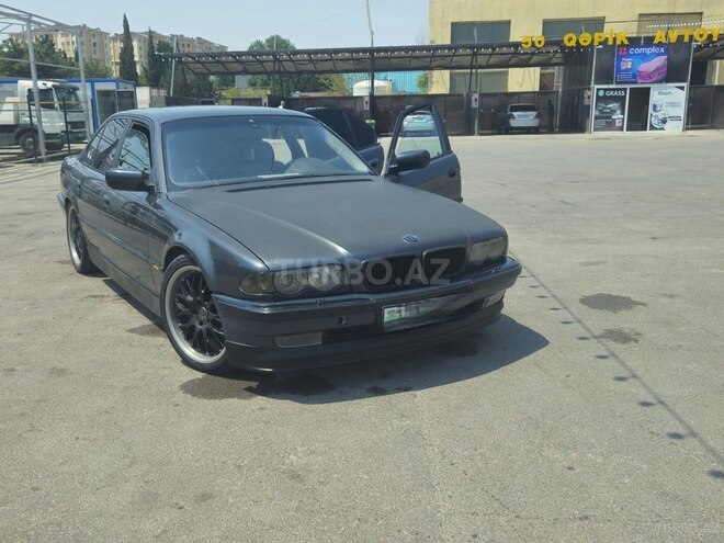 BMW 735-1