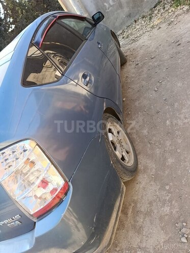 Toyota Prius-5