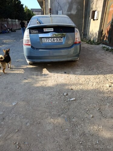 Toyota Prius-2