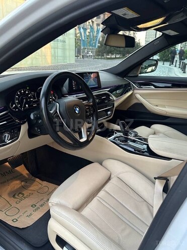 BMW 530e-9
