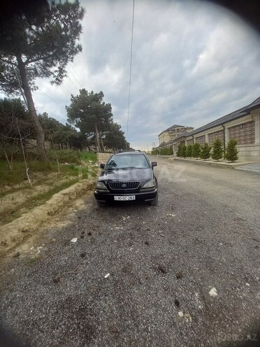 Lexus RX 300-5