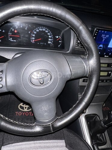 Toyota Corolla-8