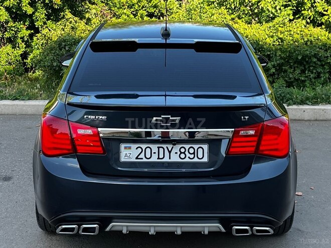 Chevrolet Cruze-8