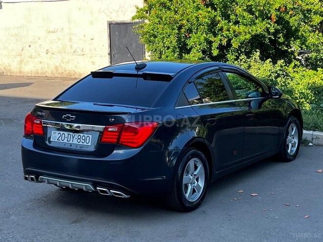 Chevrolet Cruze-6