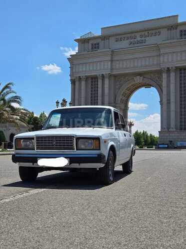 LADA (VAZ) 2107-1