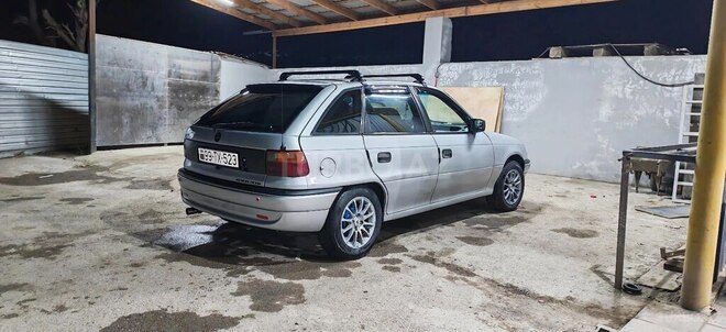 Opel Astra-9