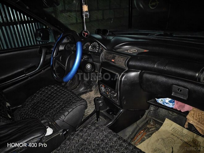 Opel Astra-11