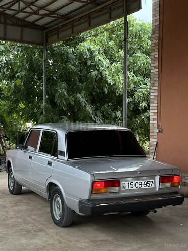 LADA (VAZ) 2107-4