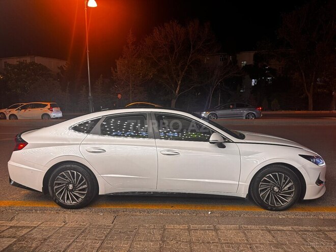 Hyundai Sonata-10