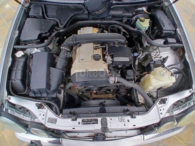 Mercedes E 200-7