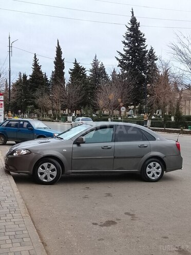 Daewoo Gentra-2