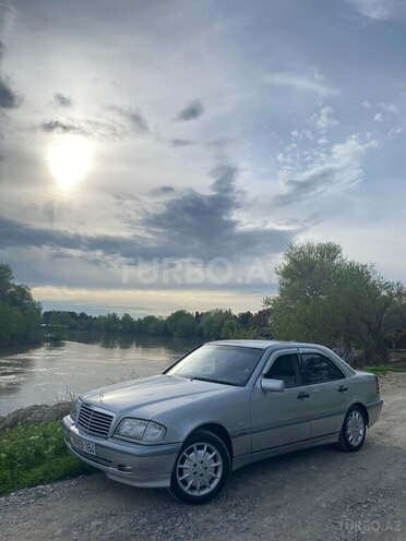 Mercedes C 240-4