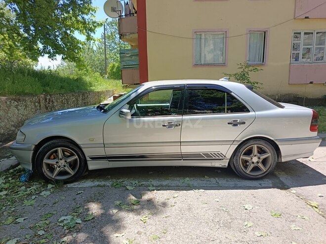 Mercedes C 220-8