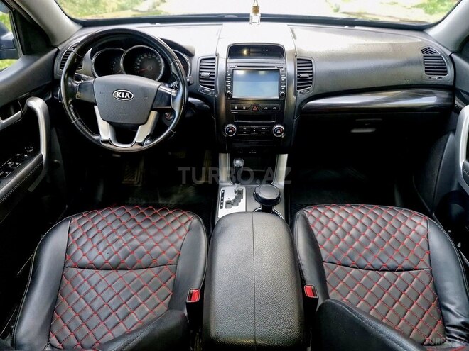 Kia Sorento-15