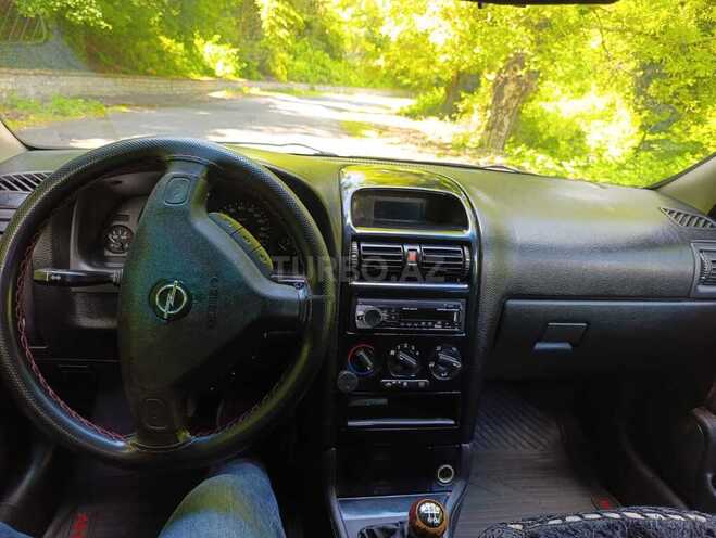 Opel Astra-3