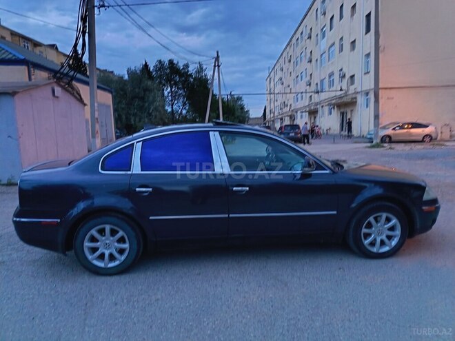 Volkswagen Passat-4