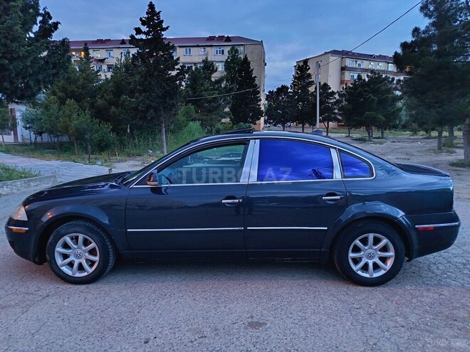 Volkswagen Passat-5
