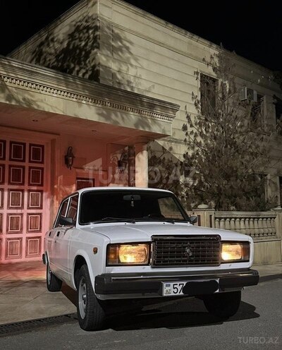 LADA (VAZ) 2107-1