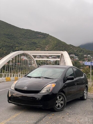 Toyota Prius-1