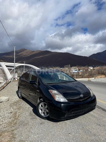 Toyota Prius-3