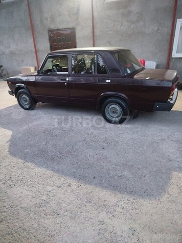 LADA (VAZ) 2107-5